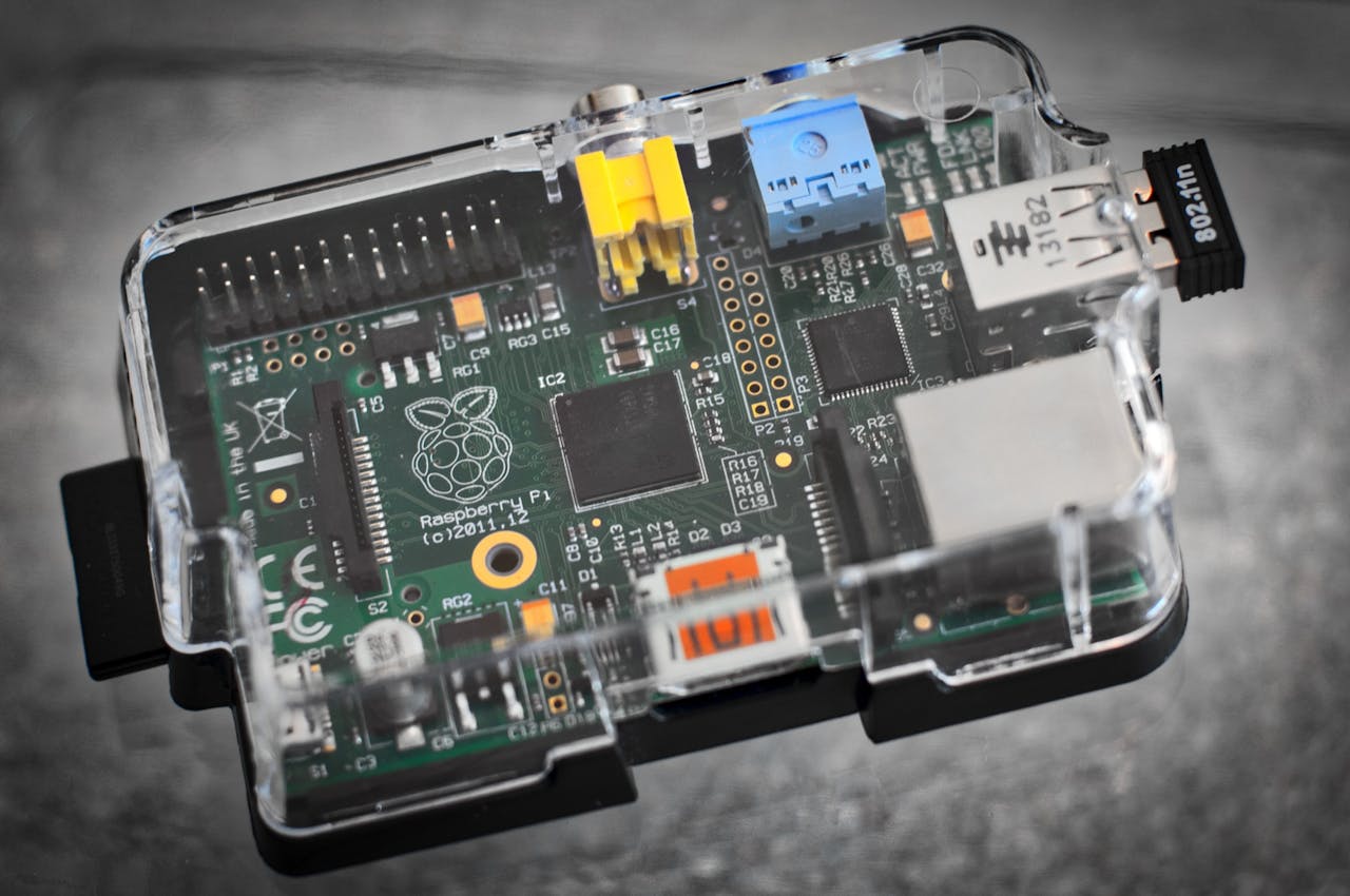 raspberry pi computer linux 163073.jpeg